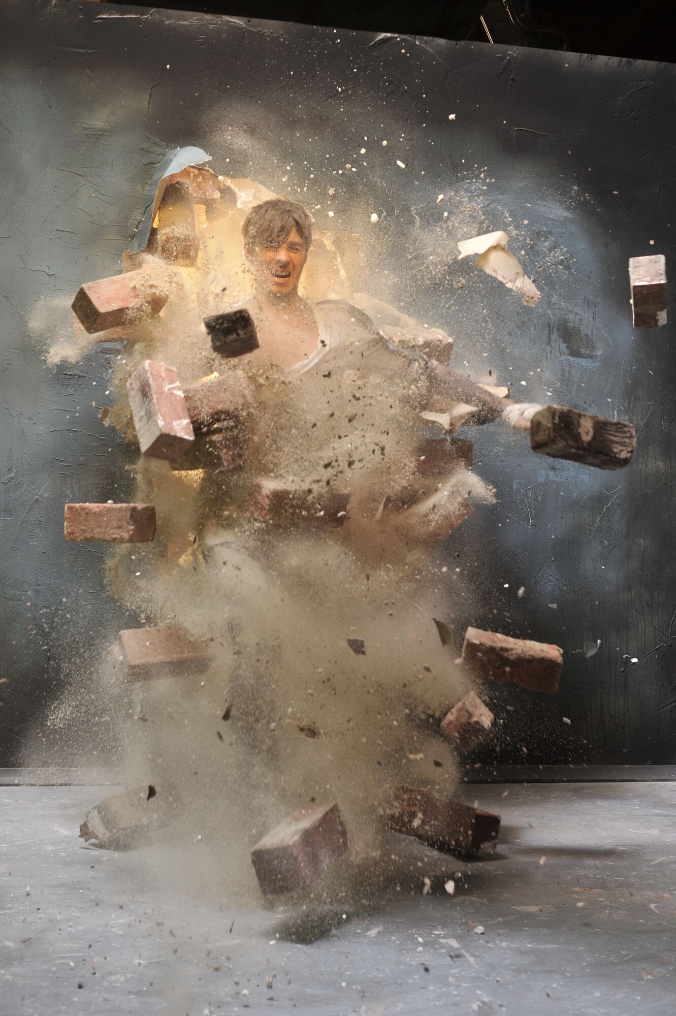 Макс Барских разгромил съемочную площадку