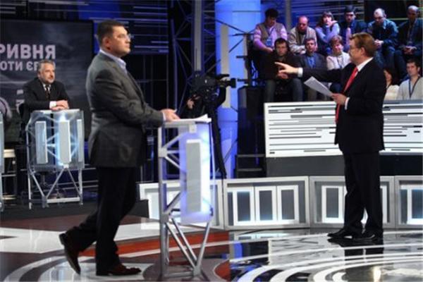 А кто я есть? Простой народный лидер...