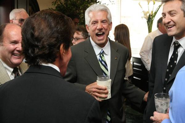 Миллиардера-афериста из Техаса лишили рыцарского звания