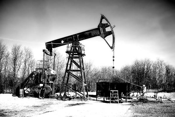 Ціни на нафту на світових ринках неухильно зростають