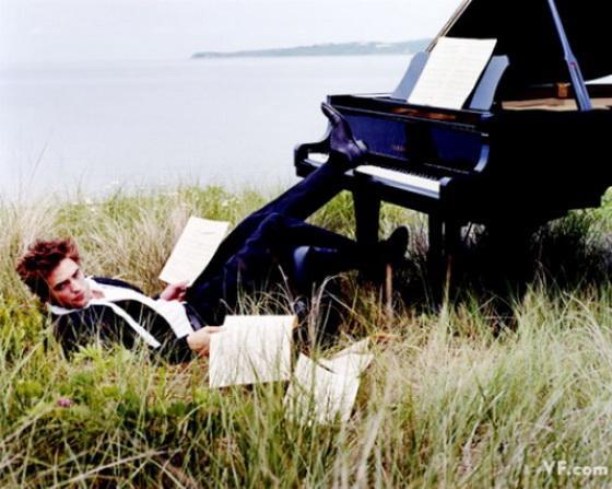 Теплый, вкусный Роберт Паттинсон