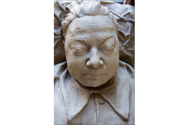 В Киев привезли посмертные маски гениев. ФОТО