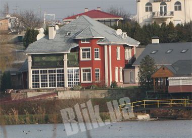 Михаил Поплавский в 60 лет завел роман с блондинкой