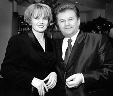 Михаил Поплавский в 60 лет завел роман с блондинкой