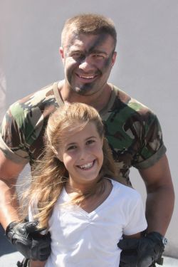 Михаил Пореченков через 19 лет нашел внебрачного сына!