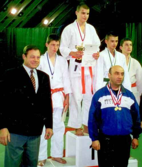 Михаил Пореченков через 19 лет нашел внебрачного сына!