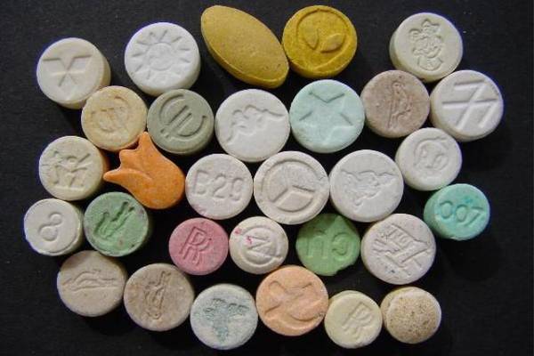 Полицию просят вернуть 40 тысяч таблеток экстази