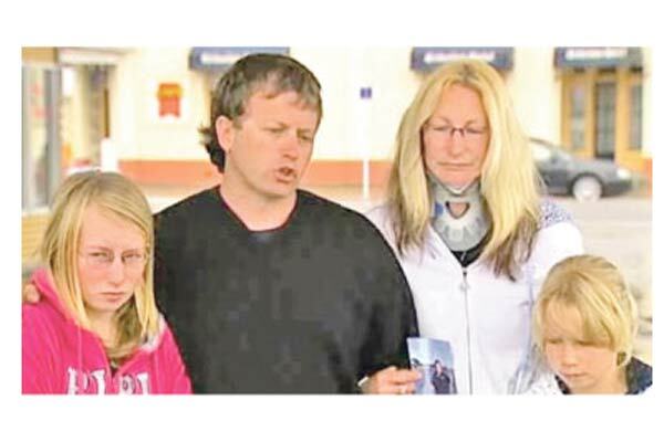 Мужчина оставил сына умирать и спас жену. ФОТО