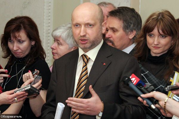 Членов правительства не позвали на СНБО