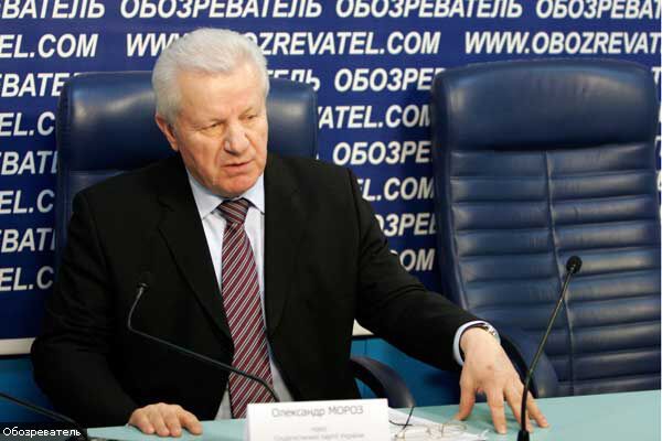 Луценко и Тимошенко не мешают друг другу тратить госсредства