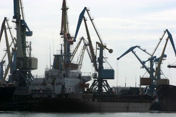 В Черном море затонуло судно c украинцами на борту