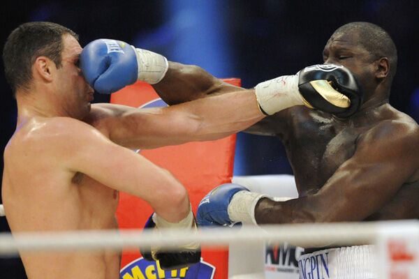 Как Кличко американца избивал (фоторепортаж) 