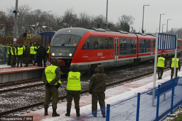 Захваченный беженцами поезд: свежие новости