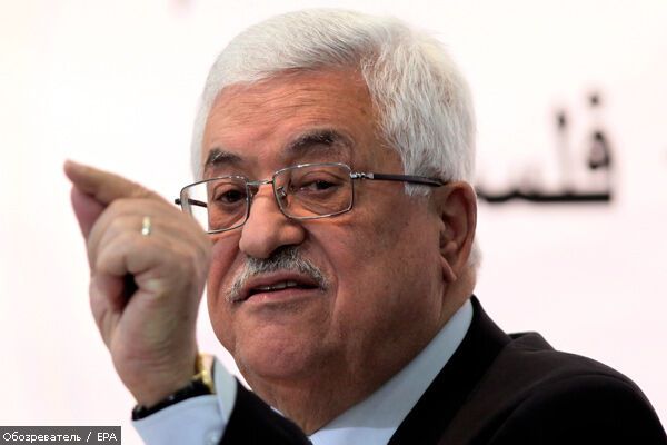 Аббас остается у власти на неопределенный срок