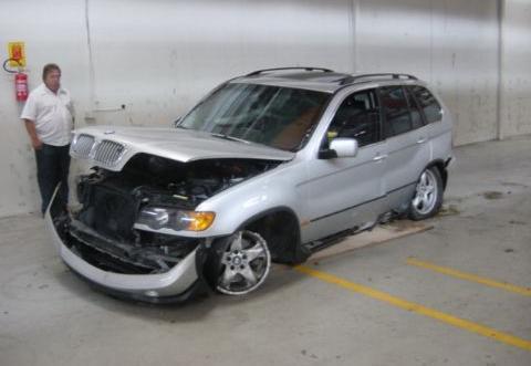 Шикарные BMW X5 - разбитые вхлам!