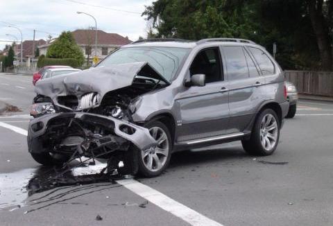 Шикарные BMW X5 - разбитые вхлам!