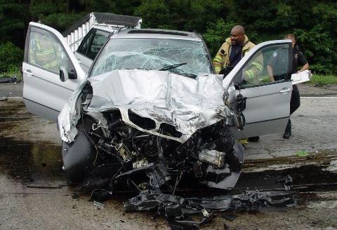 Шикарные BMW X5 - разбитые вхлам!