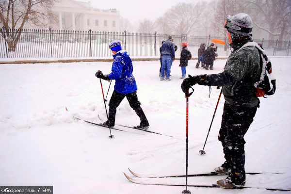 Снежная буря добралась до США, 5 погибших