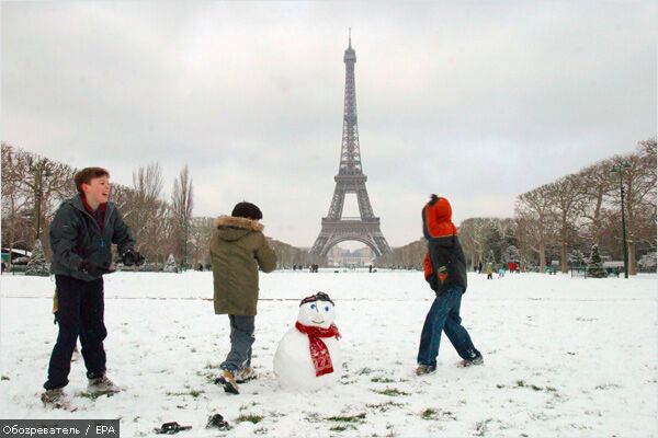 Сніг відправив у нокдаун два континенту. ФОТО