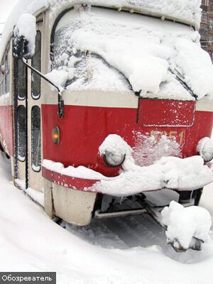 Киев в снежной западне, транспорт не ходит (ФОТО ЭКСКЛЮЗИВ)