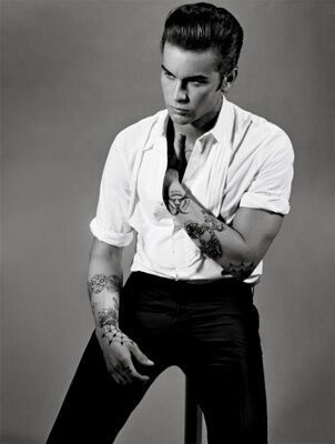 Топ-20 самых красивых людей десятилетия.ФОТО