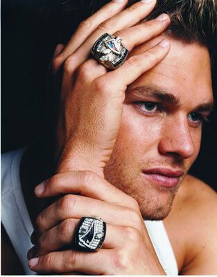 Топ-20 самых красивых людей десятилетия.ФОТО