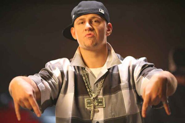 Названі найкрасивіші чоловіки України-2009. ФОТО