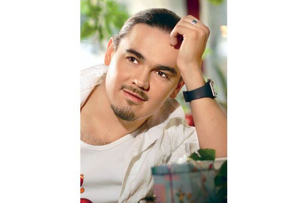 Названі найкрасивіші чоловіки України-2009. ФОТО