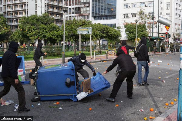 В Афинах массовые беспорядки