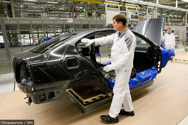 Український автопром за місяць впав на 37%