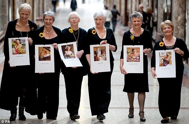 Отчаянные старушки разделись ради благотворительности