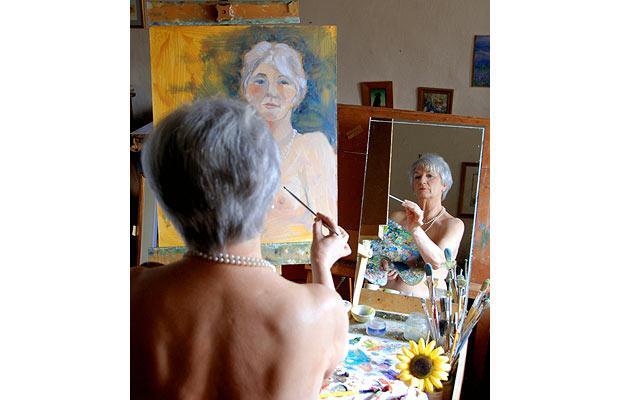 Отчаянные старушки разделись ради благотворительности