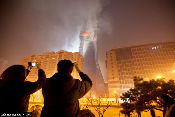 Центр Пекина заволокло техногенным туманом