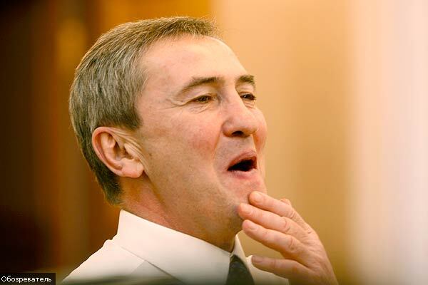 Ющенко замислився про відсторонення Черновецького