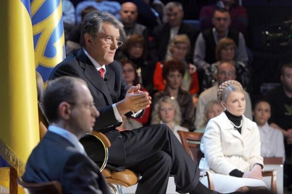 Яценюка назвали лучшим кризисным политиком