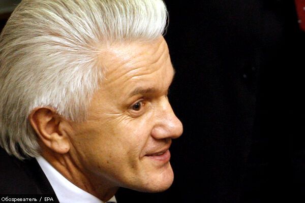 Литвин поскаржився на життя: кругом вампіри і товариші по чарці