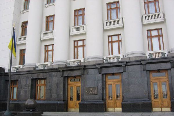 Балога нагадує Тимошенко: руки геть від Vanco