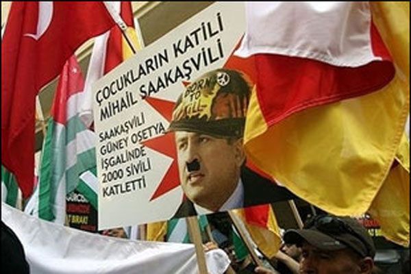 Кум куму хв не пошкодує