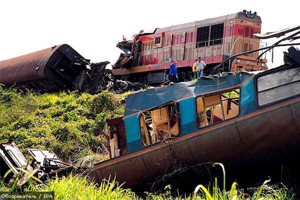 У Словаччині автобус з туристами зіткнувся з поїздом
