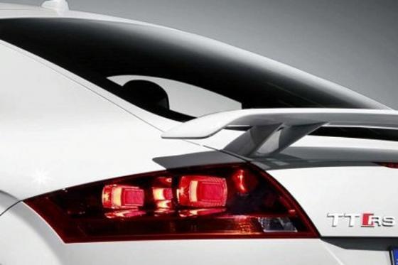 Audi показала сегодня первые изображения TT-RS