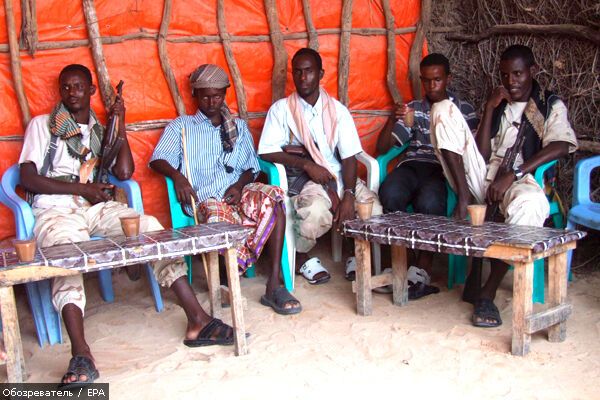 Знову захоплений корабель з українцем