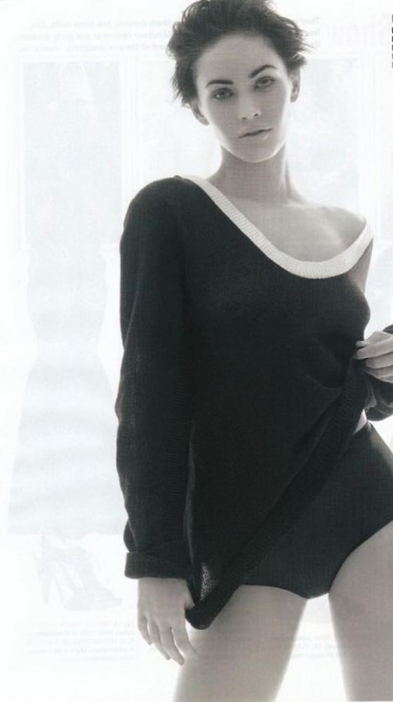 Меган Фокс - сексуальна даже в ночнушке