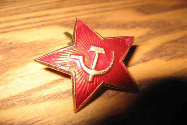 Россияне хотят видеть родину похожей на Союз