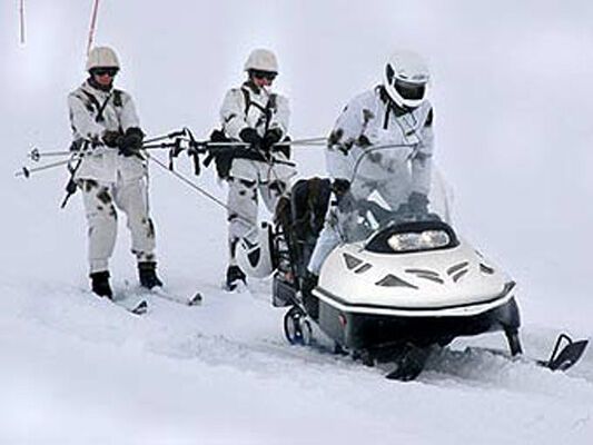 Германия пошлет войска во Францию впервые после войны