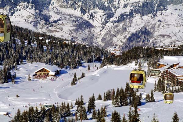 Російським чиновникам закрили шлях в Куршавель