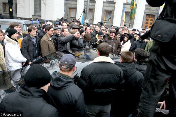 "Достали!": к осени в Украине обещают бунты.ФОТО