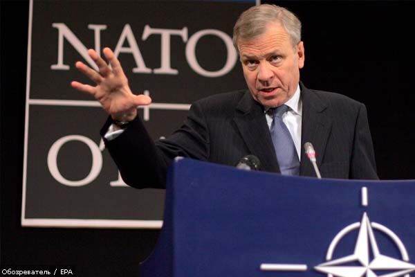 Схеффер закликав відправити до Афганістану більше військ