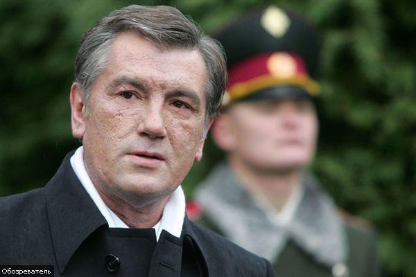 Ющенко похвалил Наливайченко и собрался его представлять