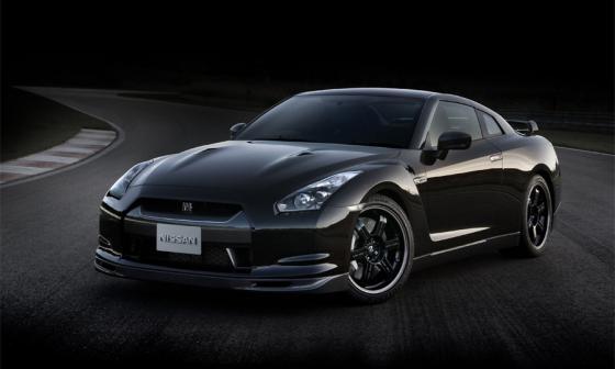 Nissan представляет заряженную версию споркара GT-R