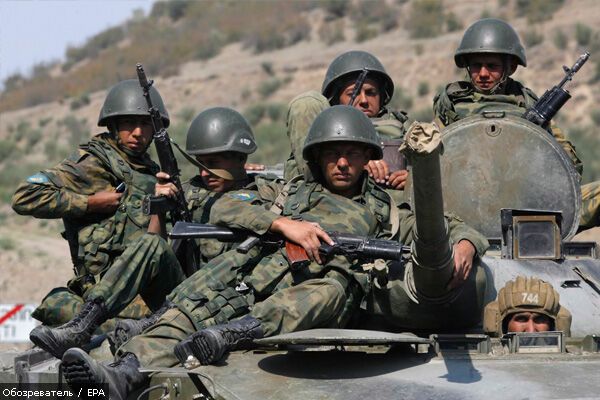 Чавес: Российских баз в Венесуэле не будет